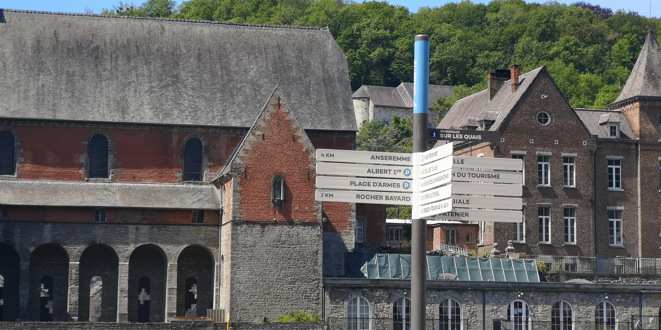 Signalétique Dinant URBIS